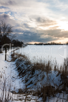 Feld im Winter