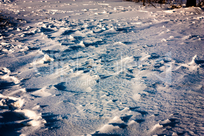 Mondlandschaft im Schnee