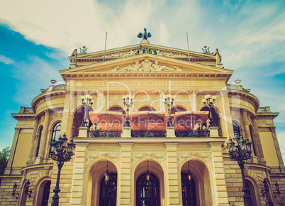 retro look alte oper in frankfurt