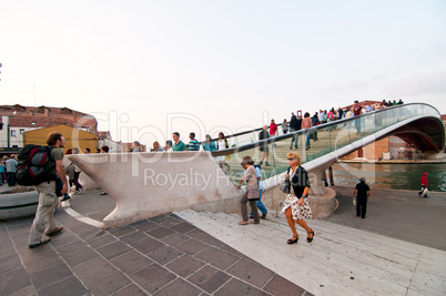 venice calatrava bridge della costituzione