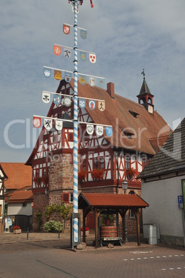 Maibaum in Großheubach