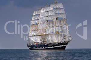 Segelschiff historisch Großsegler auf dem Meer