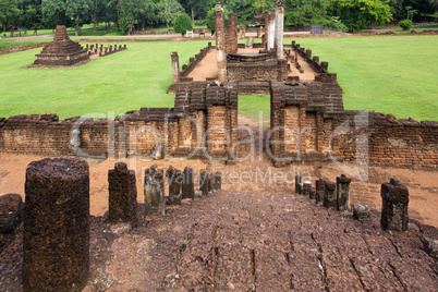 khmer temple ruins