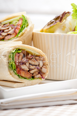 kafta shawarma chicken pita wrap laufrolle sandwich