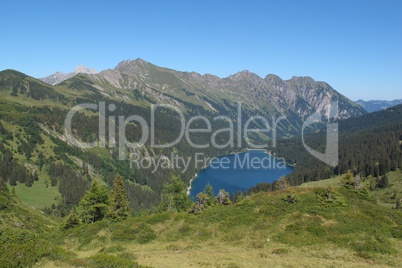 Mountain and lake in the Bernese Oberland