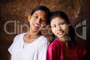 Myanmar girls smiling