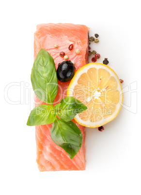 Fillet of salmon with lemon and olive