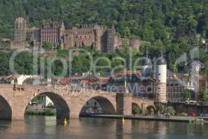 Schloss und Brücke in Heidelberg