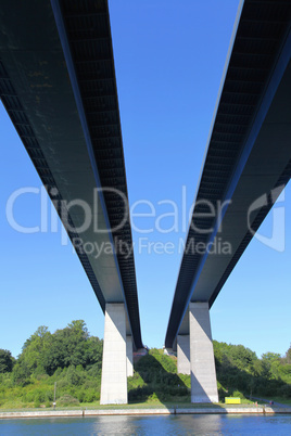 Brücke über den Nord-Ostsee-Kanal