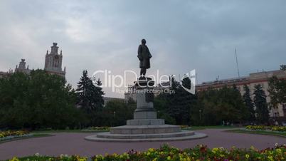monument to lomonosov hyperlapse