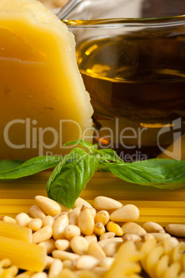 italian basil pesto pasta ingredients