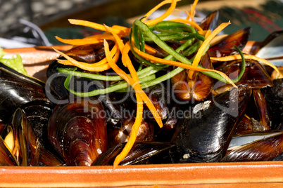 mussels on the plate