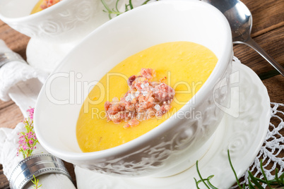 Cream  soup of potato