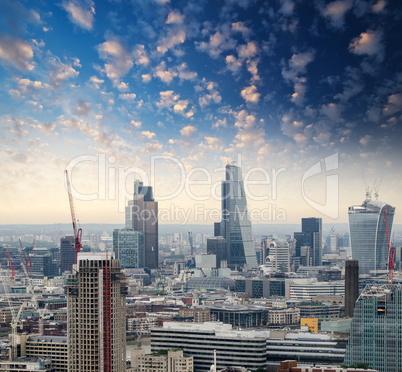 London. Beautiful city skyline at dusk, aerial view
