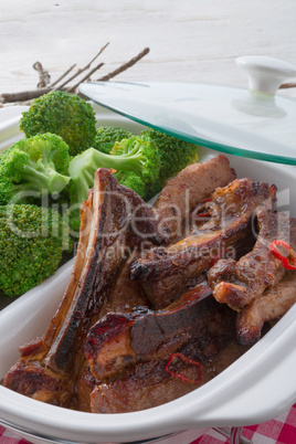 grilled ones rib with broccoli