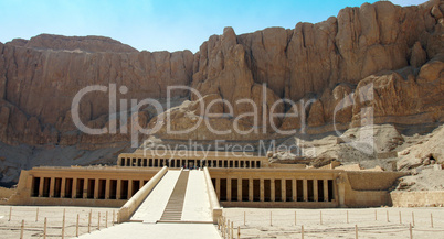 peaceful luxor