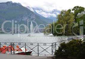 annecy lake with mountains