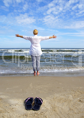 Frau am Meer