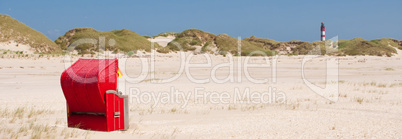 Amrumer Leuchtturm Nordsee mit Strandkorb