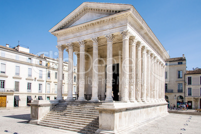 maison carree of nimes