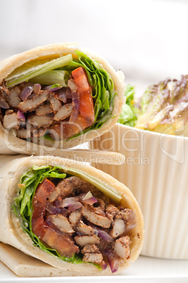 kafta shawarma chicken pita wrap laufrolle sandwich