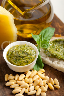 italian basil pesto bruschetta ingredients