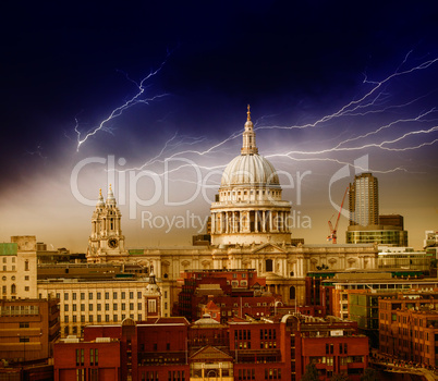 The Millennium Bridge and St Paul Cathedral. Bad weather in Lond