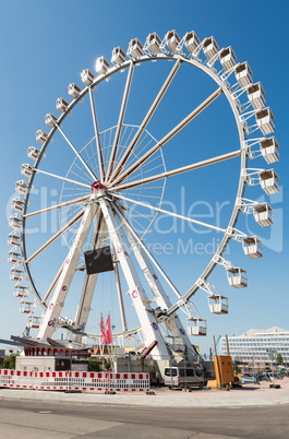 Riesenrad in der Hamburger Hafencity