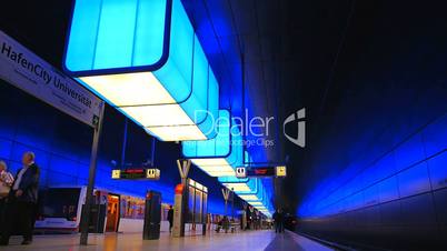 Lichtstimmung im U-Bahnhof