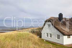 haus hinter den dünen in ahrenshoop,mecklenburg-vorpommern,deut