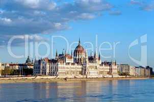 budapest parliament danube