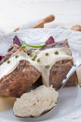 beef with beetroot and horseradish sauce