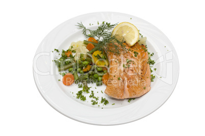 Lachs mit Gemüse und Tellerdeko