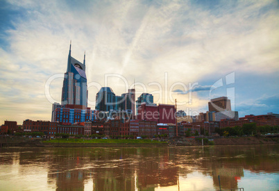 downtown nashville cityscape in the evening