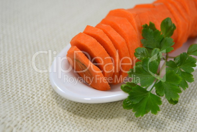 sliced raw carrots