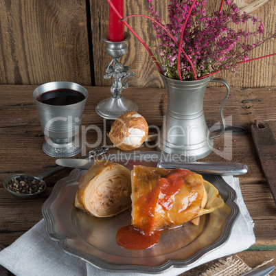 .stuffed cabbage leaf