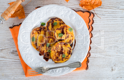 traditional polish pumpkin yeast pancakes (racuchy)