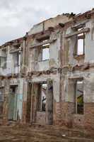 fassade einer ruine in putbus,deutschland