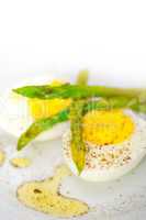 asparagus and eggs