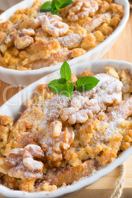 apple walnut streusel cake