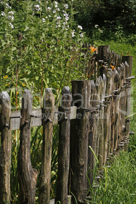 gartenzaun (ohne nägel)