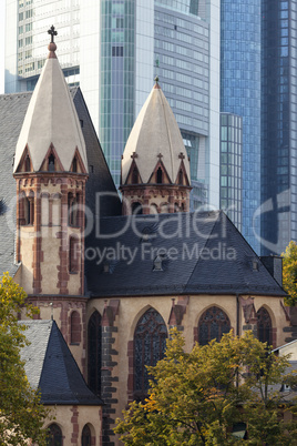 leonardskirche in frankfurt am main, deutschland