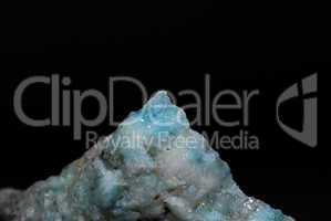 mineralien mit blauen lazulith spitze detail