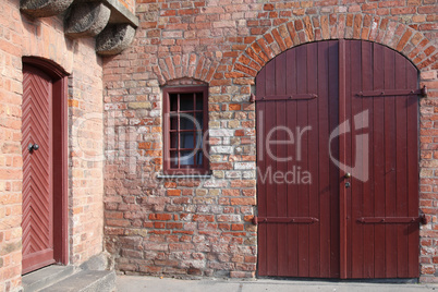 Tor in einem alten Haus in Lübeck