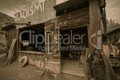 jerome arizona ghost town saloon