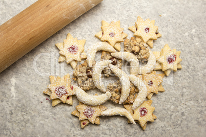 christmas cakes with rolling pin