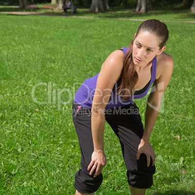 Junge Frau hat ihr Ziel vor Augen beim Laufen