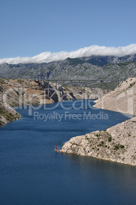 meerenge von maslenica, kroatien