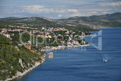 meerenge von maslenica, kroatien