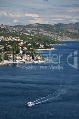 Meerenge von Maslenica, Kroatien